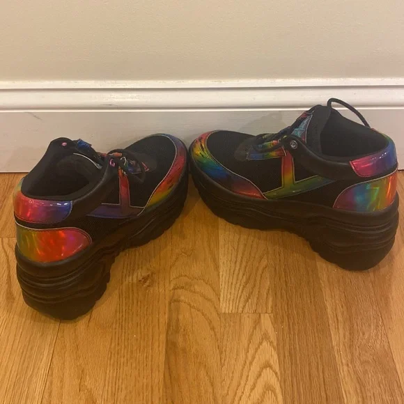 Y.R.U. Matrixx Platform Sneakers - black and holographic rainbow - Picture 6 of 6